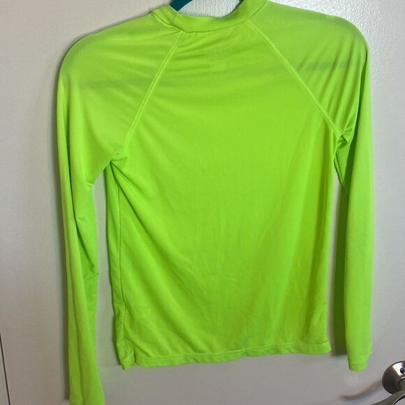 Kids lime green dinosaur undershirt. Size medium (8/10) - Picture 5 of 5